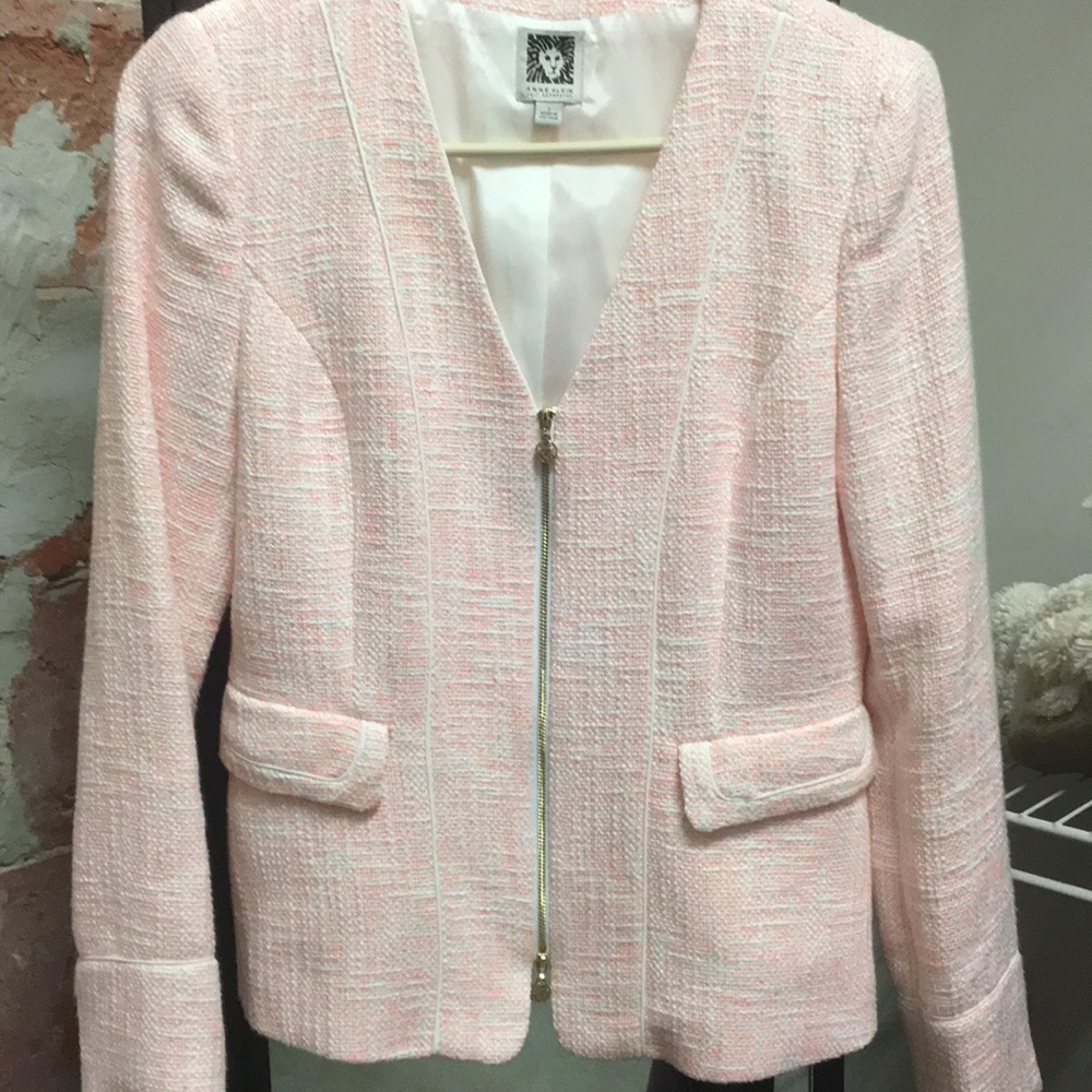 Blazer - Picture 3 of 4